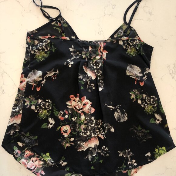 Aritzia Talula Black Floral Top XS - Picture 3 of 4